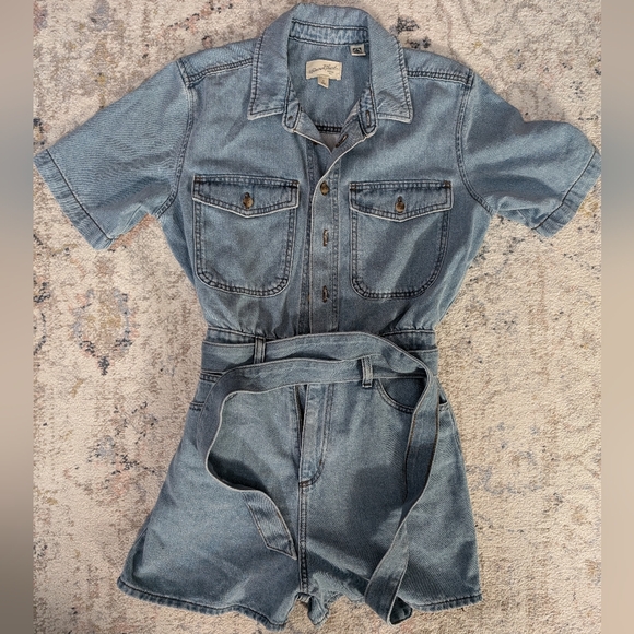 Universal Thread Denim Romper - Picture 4 of 5